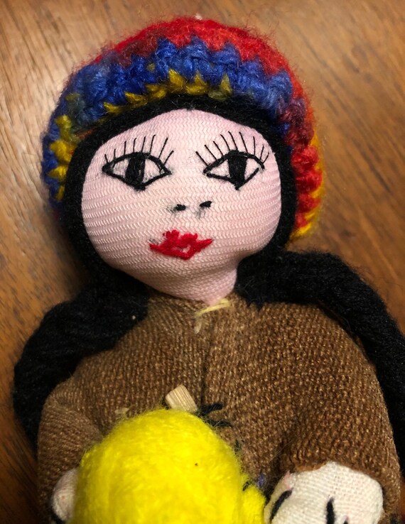 Vintage South American Cloth Doll Handmade Weaver Doll Vintage South American Cloth Doll Handmade Weaver Doll