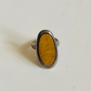 Vintage MCM Mid Century Modernist Israeli Tigers Eye Ring Sterling Silver Asymmetrical Amoebic Hippie Style Size 6 ca 1960s-70s