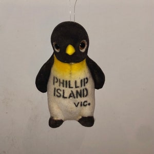 Vintage Phillip Island Victoria Australia Penguin Reserve Felt Figurine Christmas Ornament Australian Souvenir