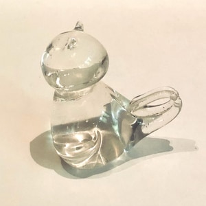 Vintage Hand Blown Art Glass Crystal Cat Figurine Long Curled Tail Miniature Kitty Statuette Sculpture Cat Lady Gift Fab Feline Paperweight