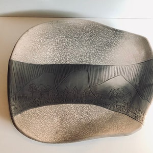 Vtg 1988 Sammie L Nicely TN Raku Platter Wall Hanging Southern Folk Art Pottery Afro-American Appalachian Mountain Scene Affrilachian Museum