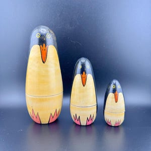 Fun Whimsical Penguin Nesting Dolls Russian Style Folk Art 3 Pcs