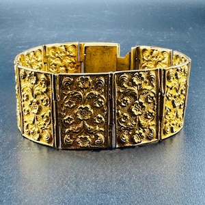 Ornate Antique Georgian Pinchbeck Bracelet Raised Repousse Floral Design Gold Panels