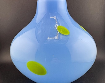 Jarrón de cristal con forma de bola de lunares, estilo posmoderno vintage, con lunares azul bígaro y chartreuse, soplado a mano, estilo modernista de mediados de siglo, MCM, firmado, página 1997