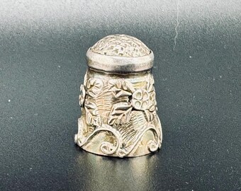 Well Loved Ornate Vintage Mexican Sterling Silver Thimble w Raised Flowers Mexico as is