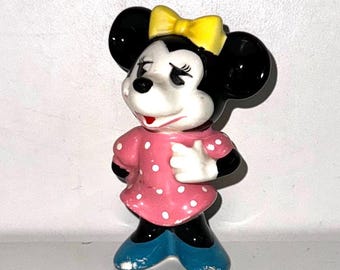 Figura miniatura vintage de Minnie Mouse de Disney de los años 60-70 con vestido rosa de lunares, adorno pintado en frío para tartas, regalo de Disneyworld de Japón