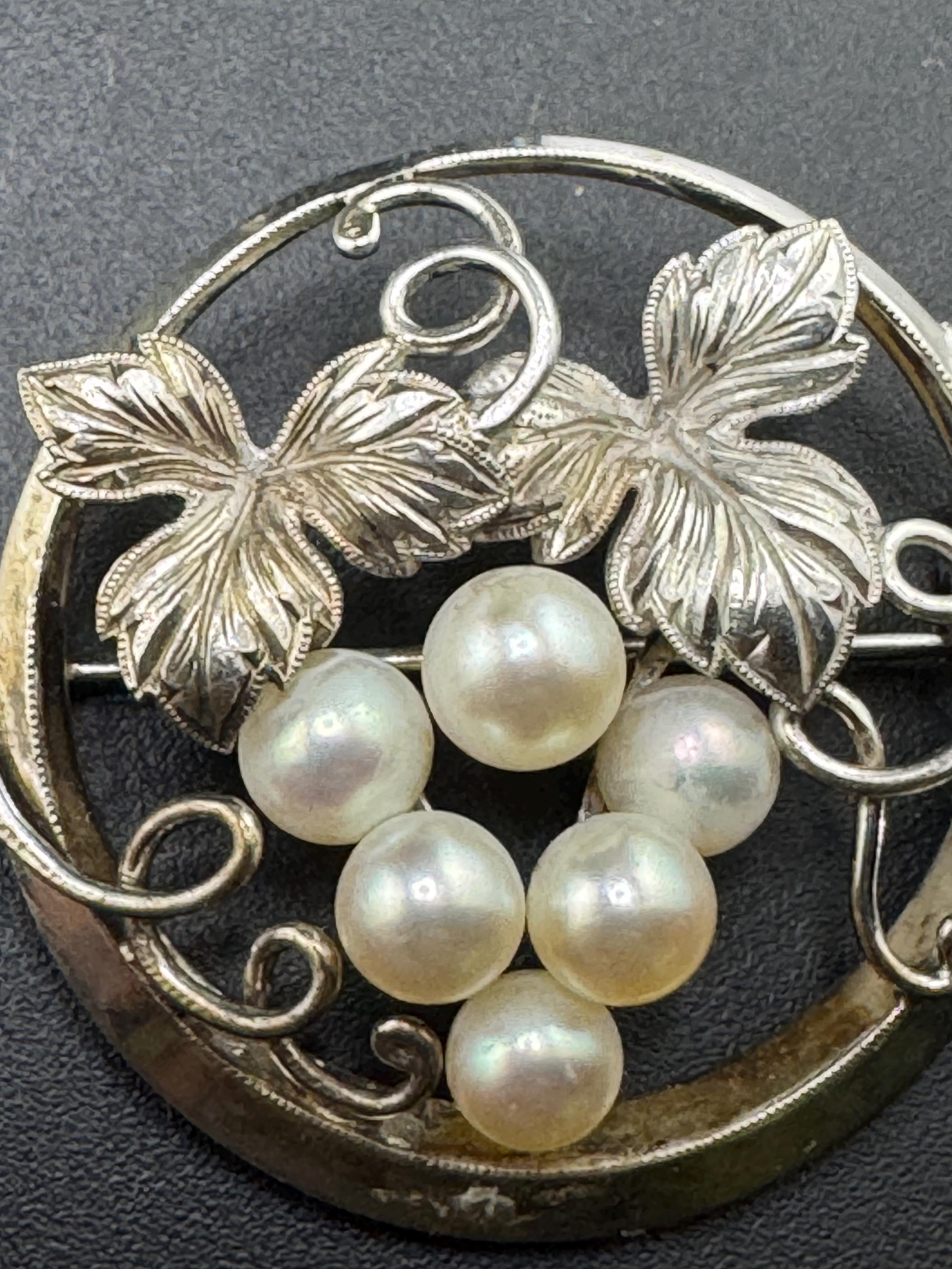 Vintage Mid Century 6 Mikimoto Pearl Circle Pin Sterling Silver