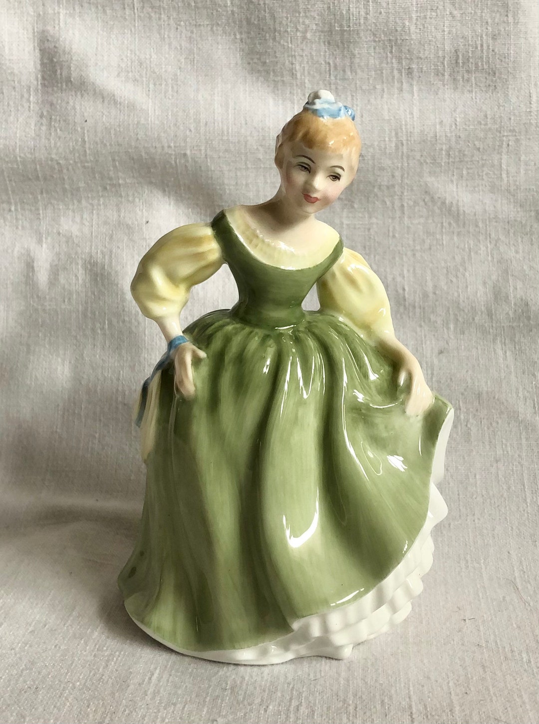 ロビン・フッド・チーキー Merrythought 緑色衣装 約27cm il_1080xN.3699749932_dyz4.jpg