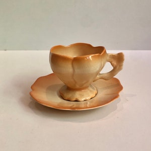 Delicado juego de taza y platillo vintage Brad Keeler Artware Tulip Demitasse, década de 1940, porcelana naranja Hombre, jardín, hora del té, fiesta del té She Shed