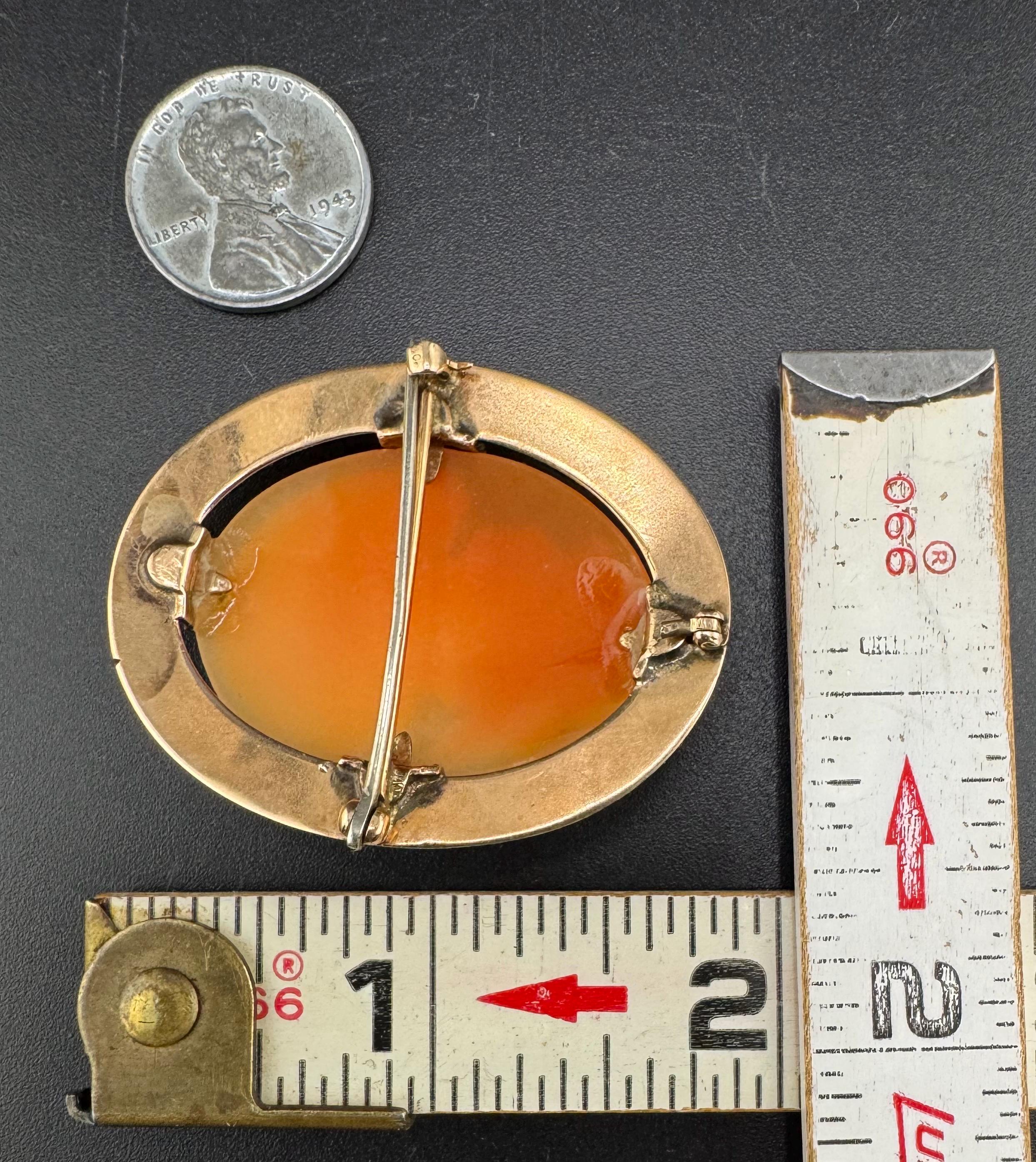 フランスアンティークギリシャ神話モチーフのシェルカメオブローチ