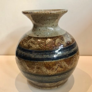 Beautiful Vintage Studio Art Pottery Vase Pot Hippie Boho Artist Signed Ceramic Cobalt Blue Brown Wavy Design Earthenware