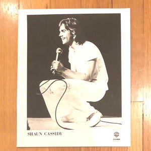 1978 Shaun Cassidy Press Kit Born Late Tour First US Tour 2 Glossy Photos Warner Brothers Press Release Curb Records Hardy Boys TV & BONUS!