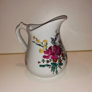 Vintage Limoges France Milk Jug Porcelain Juice Pitcher Abbaye S Benoit Loire Peint par frère Haques 1995 Mulitcolor Bouquet French Chic