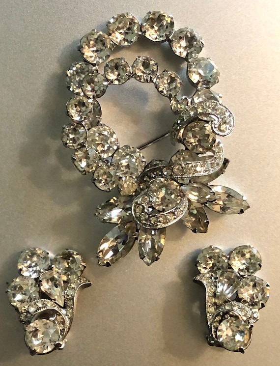 Eisenberg Rhinestone Brooch and Earrings Parure S… - image 1