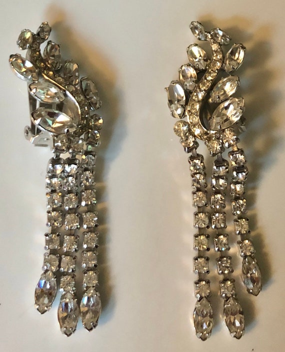 AVON of Belleville Shoulder Dusters Runway Climber Earrings Designer Vintage Hand Set Rhinestone Rhodium Clip Ons Black Tie Affair SALE