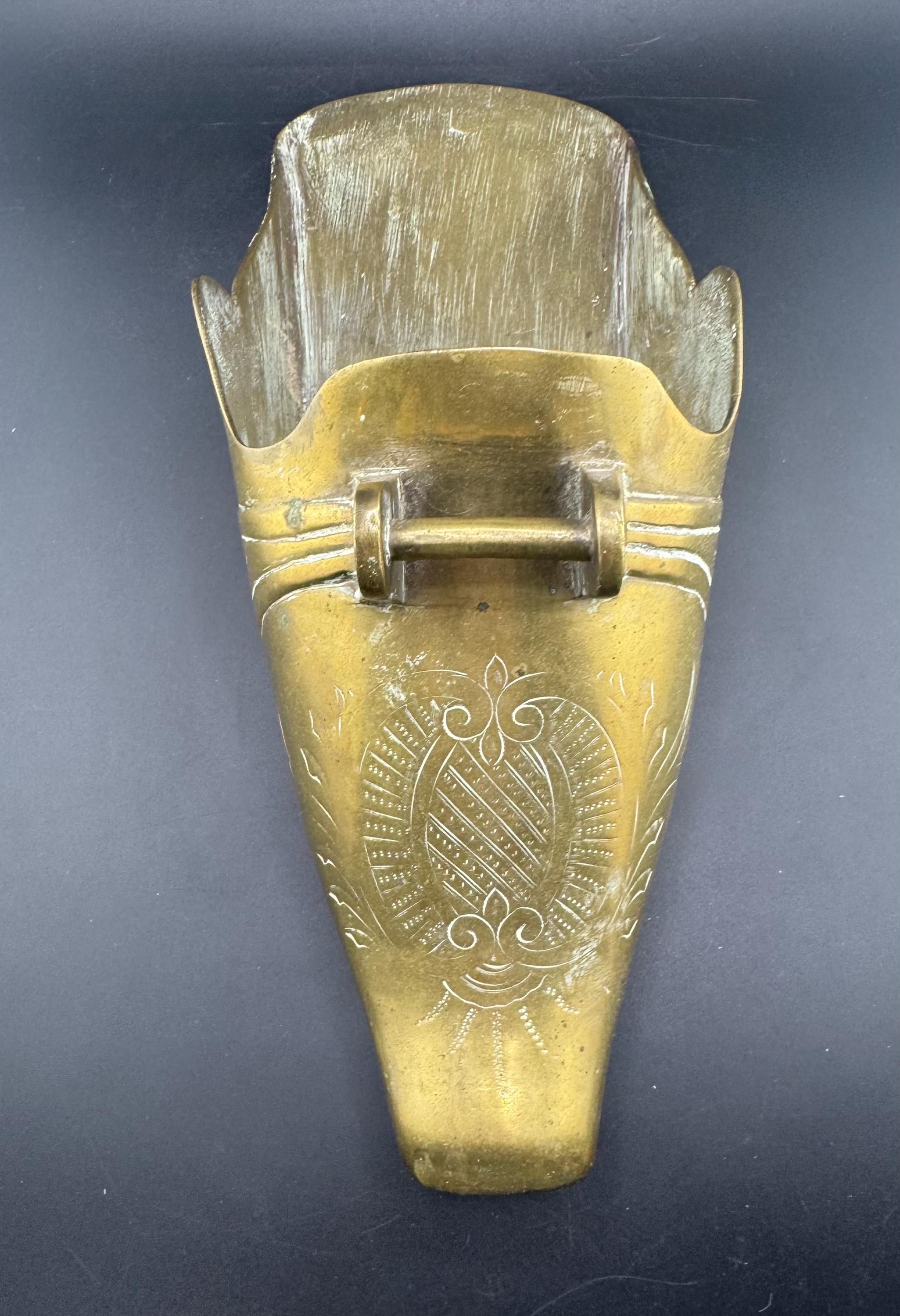Antique Brass Spanish Conquistador Stirrups Colonial Hand Engraved  display picture 1