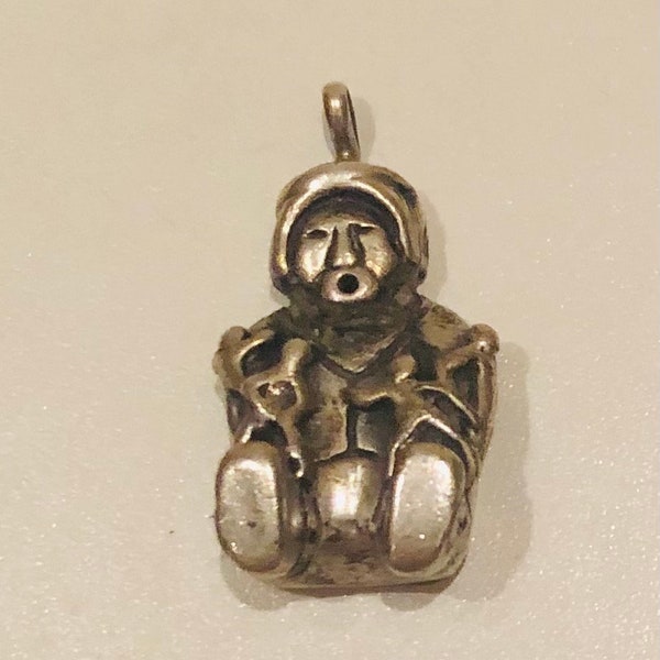 Lovely Vintage Silver Native American Storyteller Pendant Indigenous Story Teller Miniature Figurine Necklace on 18” Paperclip Chain