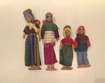 Vintage Handmade Indigenous South or Central American Family Doll Father Mother Children Babies Figures Guatamalan Peruvian Mexican Hispanic