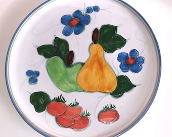 Ręcznie malowany ceramiczny talerz, talerz do serwowania, patenowy talerz, europejska sztuka ludowa, dekoracja ścienna, portugalska sztuka, ceramika, owoce i wzory kwiatowe
