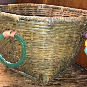 Pine Needle Basket w Peking Glass Chinese Coin Asian or Chinese? Antique Chinese Basket Vintage Japanese Basket