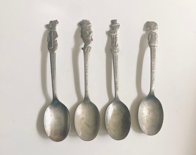 Set 4 1960s Spoons Kellogg Tony the Tiger Dennis the Menace Huckleberry