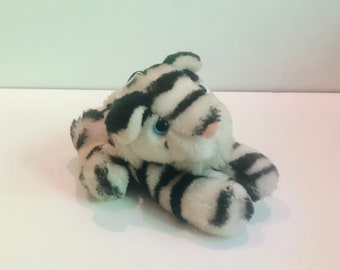 Vtg 1986 Ringling Bros and Barnum & Bailey Circus Memento White Tiger Plushie Stuffed Animal Cub made in Korea Gen-X Memories Souvenir AS IS