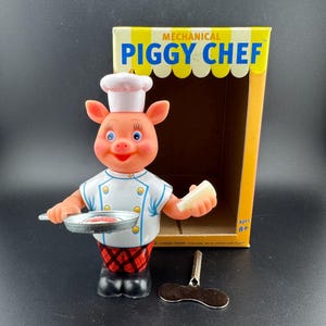 PIGGY COOK 昭和レトロ ブリキ 豚 シェフ Vintage Mechanical Piggy Chef Wind up Toy W Key MIB Rocket USA