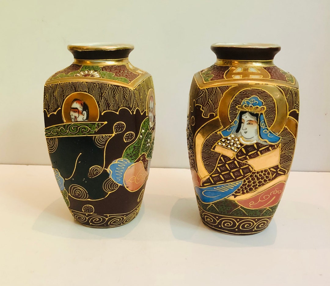 Paire de vases japonais anciens Satsuma, Moriage Geisha Girls