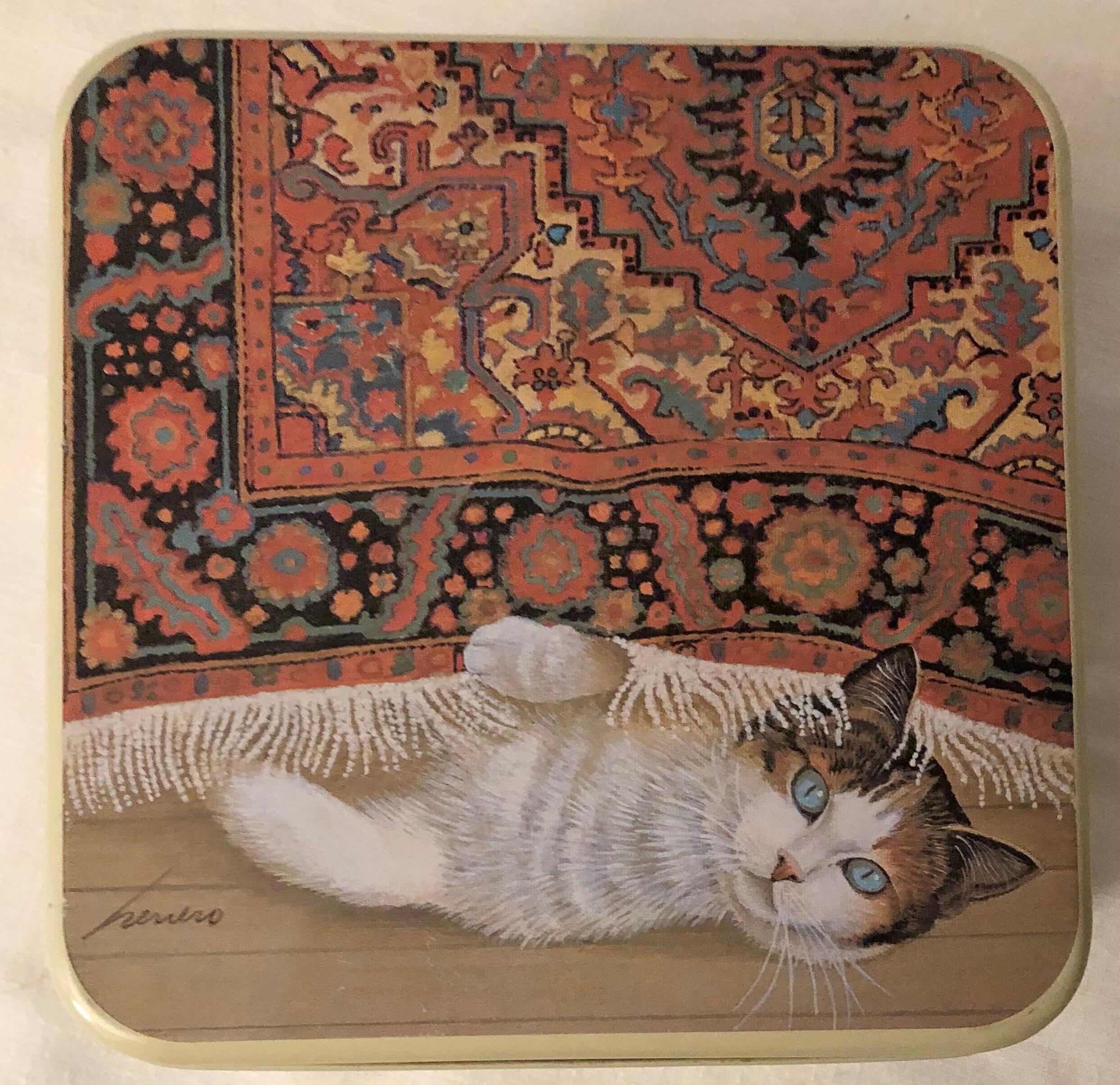 1982 Vandor Lowell Herrero Cat Vandor Metal Tin Blued Eyed Cat
