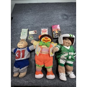 VTG 1985 Cabbage Patch Kids Lot med 3 dockor Coleco med 2 födelsebevis och VHS