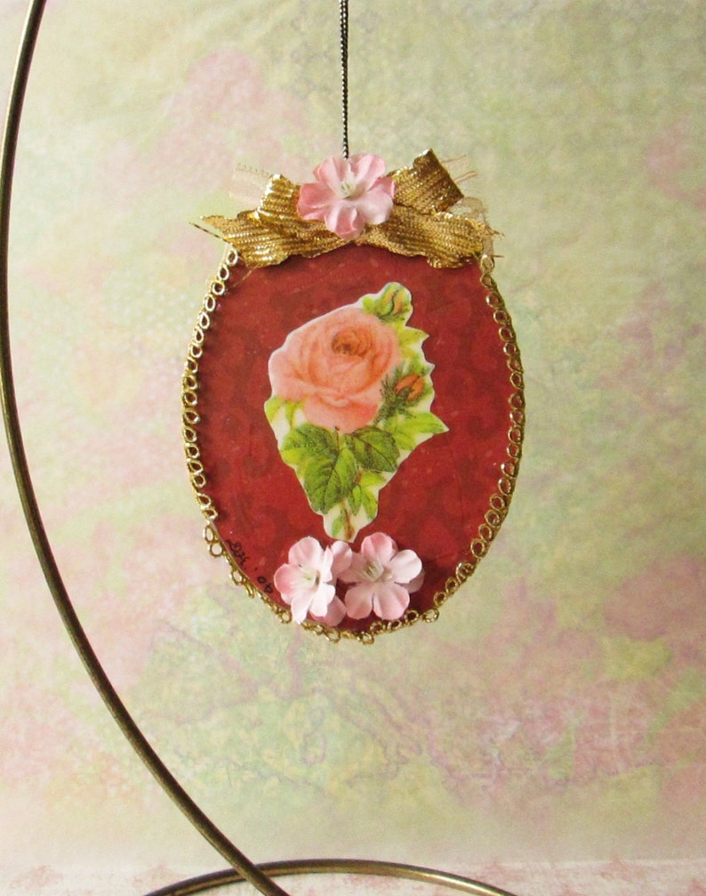 Rose on a Book Ornament / Romantic Victorian Style image 4