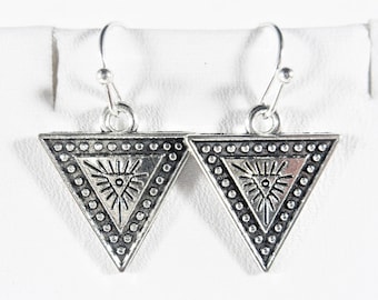 Silver Triangle Earrings, Triangle Jewelry, Geometric Earrings, Geometric Jewelry, Inverted Triangle Charm Earrings, Triangle Star Earrings