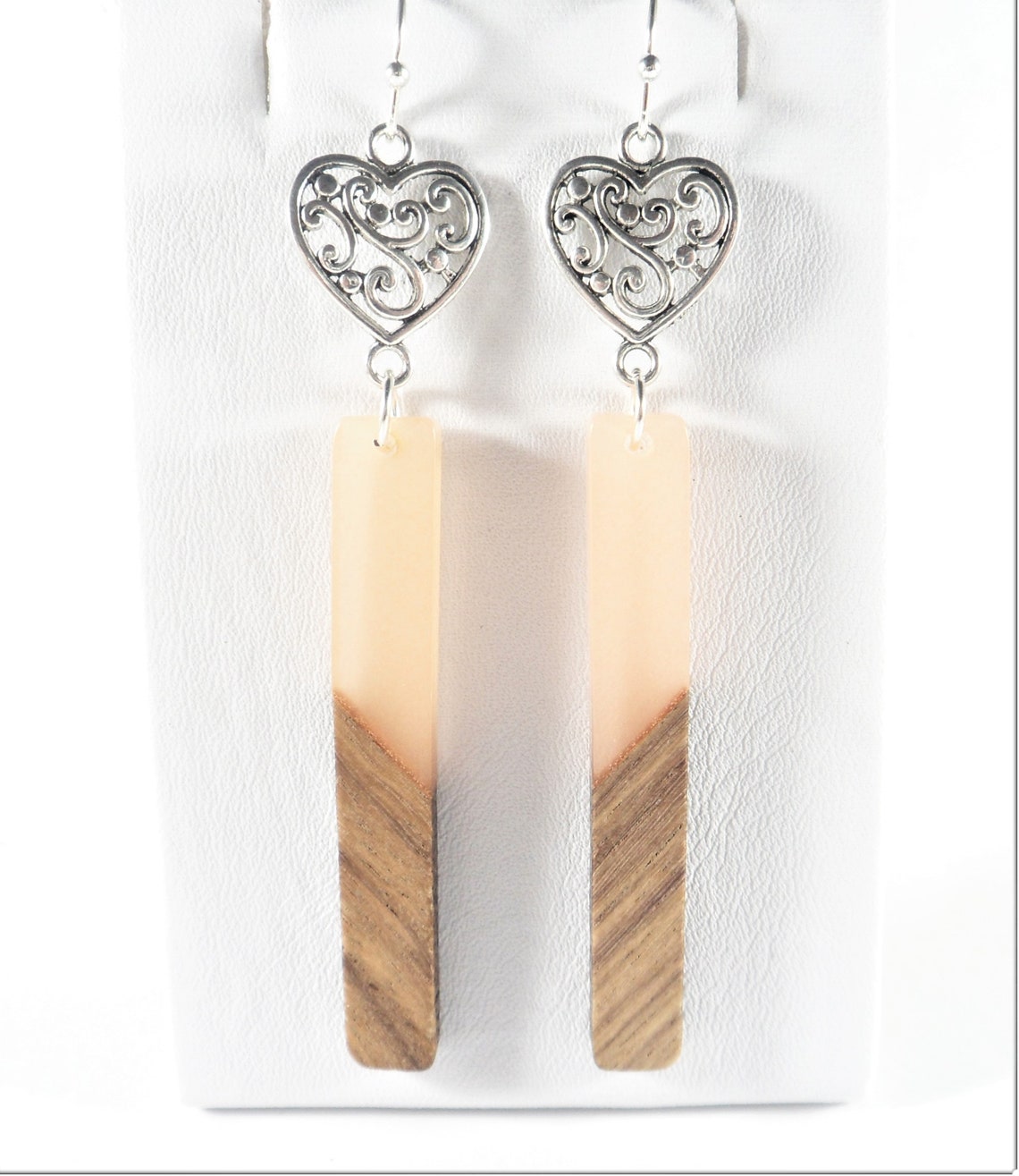 Herz Ohrringe Boho Rosa und Braune Ohrringe Harz und Holz | Etsy