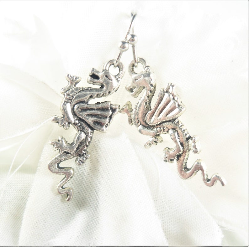 Silver Dragon Earrings Goth Style Wings of Fire Fantasy Etsy