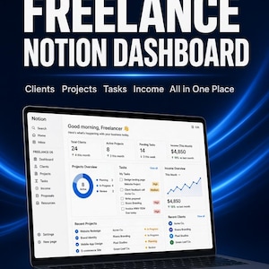 Könnte beinhalten: Ein Laptop zeigt ein digitales Freelance-Notion-Dashboard mit Bereichen für Kunden, Projekte, Aufgaben und Einkommen. Der Bildschirm zeigt eine weiße Benutzeroberfläche mit blauen Diagrammen und Listen vor einem dunkelblauen Hintergrund.