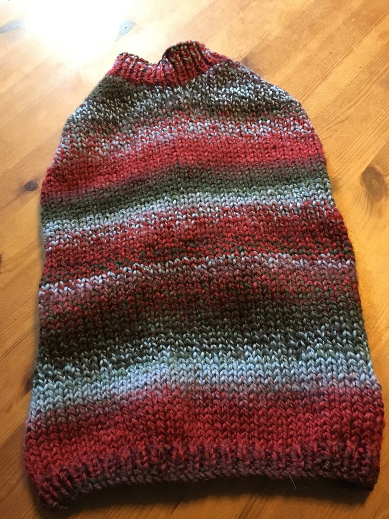 Dog jumper perfect for French Bulldogs pugs and small dogs