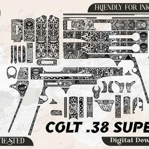 Puede incluir: Un conjunto de archivos vectoriales digitales para una Colt .38 Super con intrincados grabados en blanco y negro de inspiración azteca. El diseño incluye varios componentes de armas, motivos de calaveras y patrones geométricos. Texto: Row vector svg, SVG, PNG, DXF, JPEG, EZCAD TESTED, FRIENDLY FOR INKSPACE, COLT .38 SUPER, Digital Download.