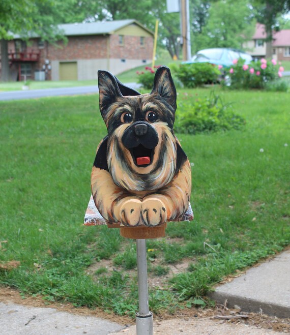 Chien En Bois De Boîte Aux Lettres De Chien Berger Allemand Chien Amant Cadeau Boîte Aux Lettres Lettres Peintes à La Main