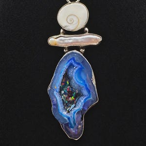 Shiva’s Eye Shell Pendant – Biwa Pearl, Druzy Geode Agate and Black Opal