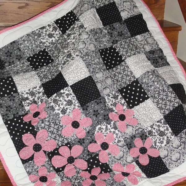 Easy Quilt Pattern - Spring is Here (PDF) INSTANT DOWNLOAD