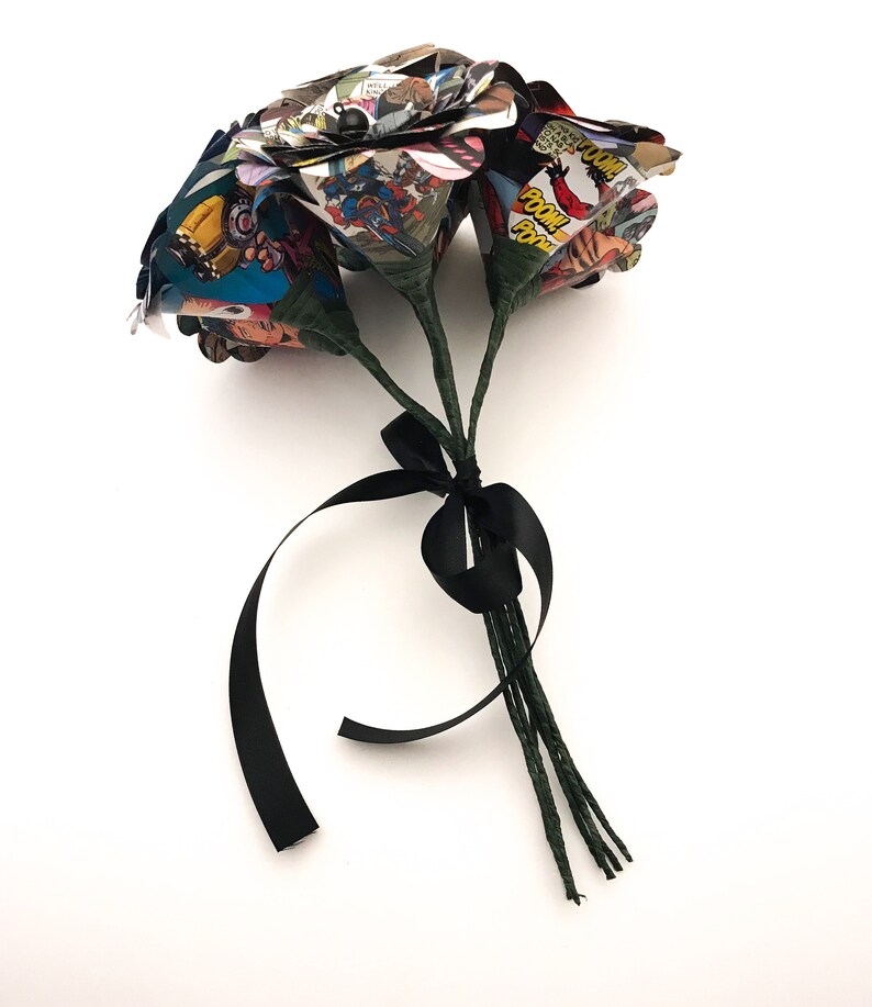 wonder woman flower arrangement