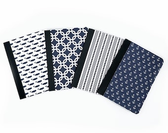 Minicuaderno náutico con diseño de ballenas, anclas y rayas (8,25 x 11,4 cm)