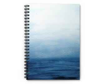Cuaderno espiral/diario rayado con acuarela de océano azul