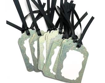 Juego de 15 etiquetas de regalo en capas verdes