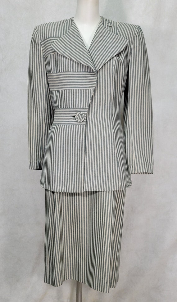 1940s Fabulous Suit Green Stripe Vertical Womens v