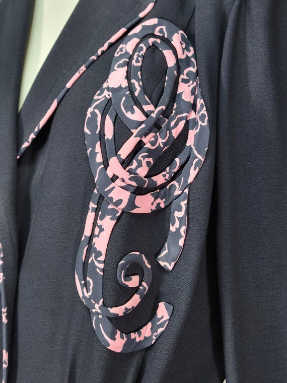 Pink 1940s Suit Fun Design Large Size Crepe Vinta… - image 3