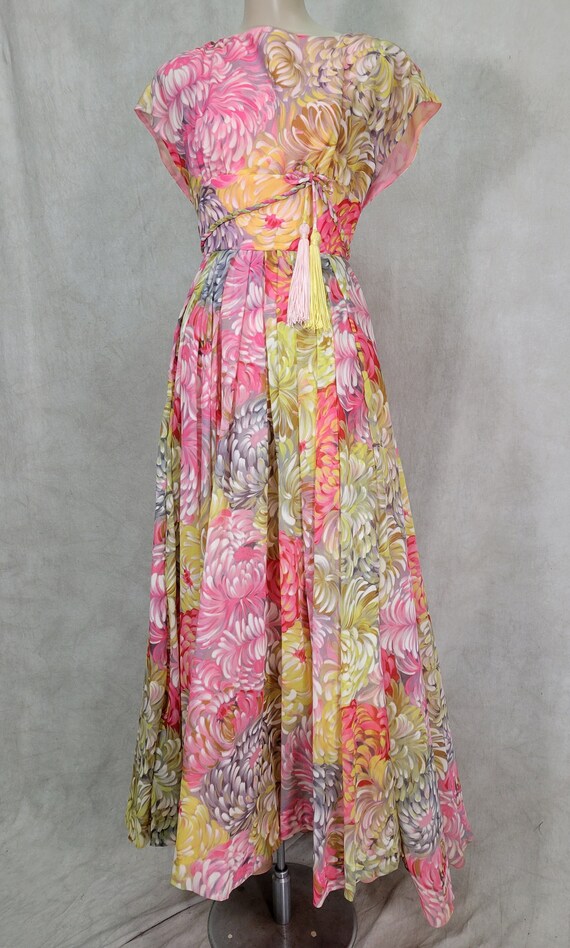Vintage 1960s Floral Full Gem vintage-1960s-floral-full-gem