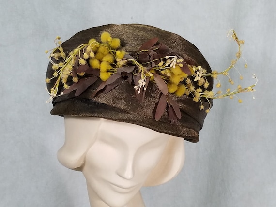 1920s Cloche Hat Flowers Excellent