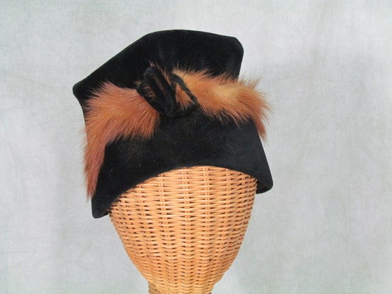 1930s Czecho-Slovakia Mink Fur Tail Vintage Hat 19