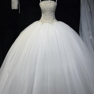 Spaghetti Straps Tulle Ball Gown Wedding Dress, Full Beaded Crystal Bodice Bridal Gown, Luxury Princess Wedding Dress with Matching Veil
